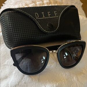Diff Eyewear Black Sunglasses with Silver Accents